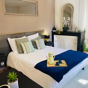 Maison Gabriel - Au Coeur De La Cite Medievale - T3 75m2 Albertville